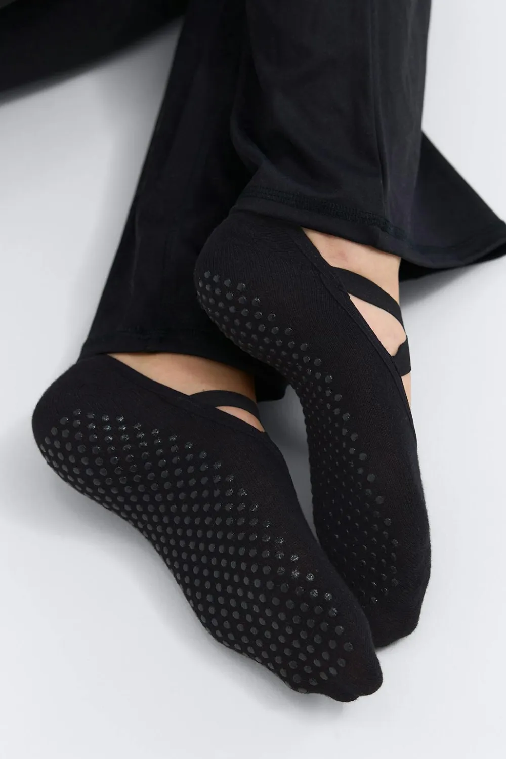 Gina Tricot 2-pack pilates socks Svart