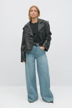 Gina Tricot Perfect boxy tee Svart Best