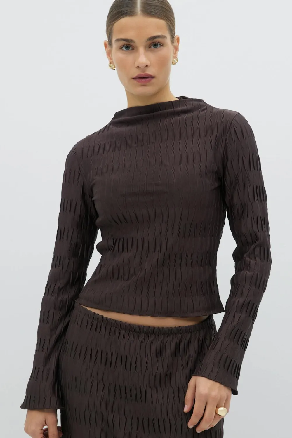 Gina Tricot Peated funne neck top Brun Outlet