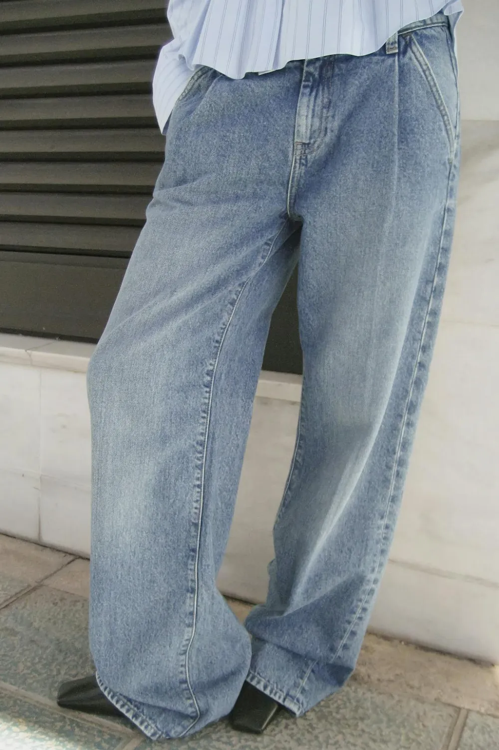Gina Tricot Pleated slouchy jeans Blå