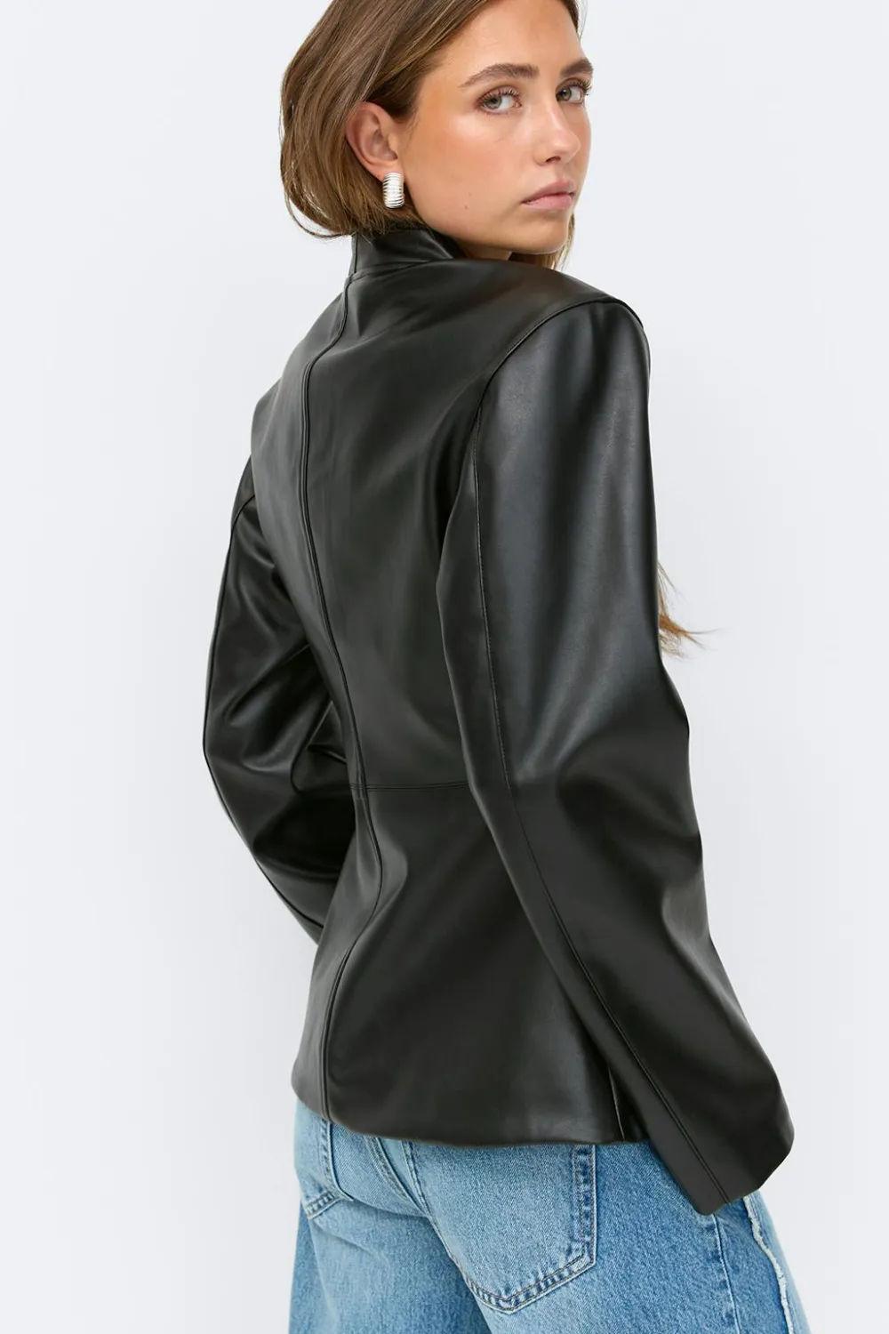 Gina Tricot Pu wrap bazer Svart New