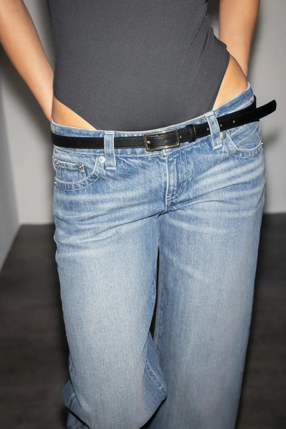 Gina Tricot Rebel low wide jeans Blå Sale