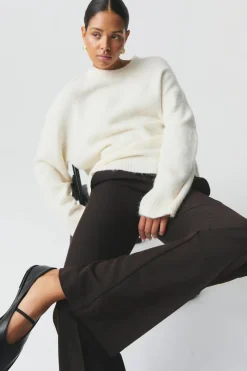 Gina Tricot Relaxed bootcut trousers Brun Best