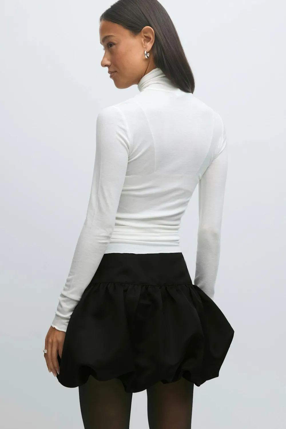 Gina Tricot Satin balloon mini skirt Svart Sale