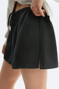 Gina Tricot atin drawtring hort Svart Best
