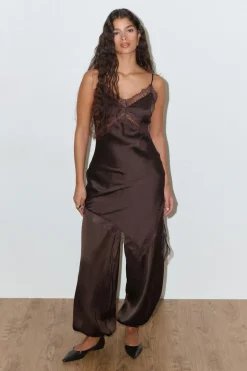 Gina Tricot Satin dress Brun Hot
