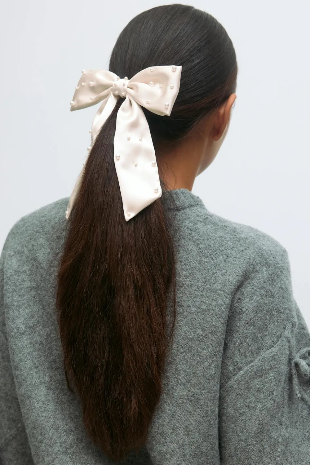 Gina Tricot Satin pearl bow hair clip Hvit