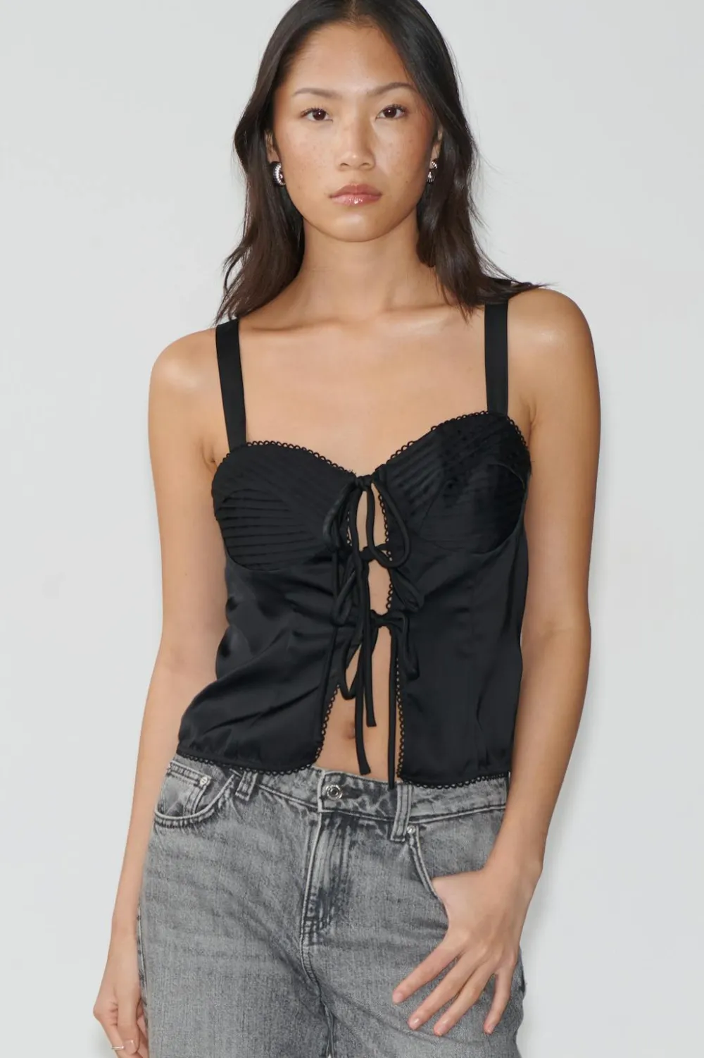 Gina Tricot Satin singlet Svart Online