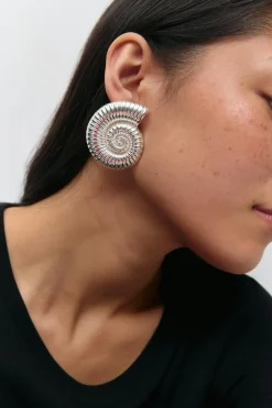 Gina Tricot Sea shell earrings Sølv New