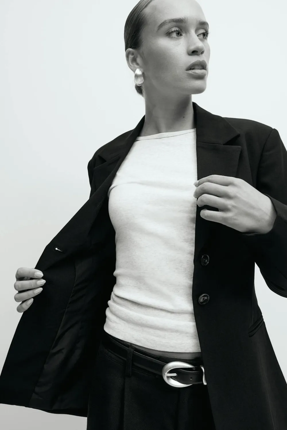 Gina Tricot Shaped blazer Svart Discount