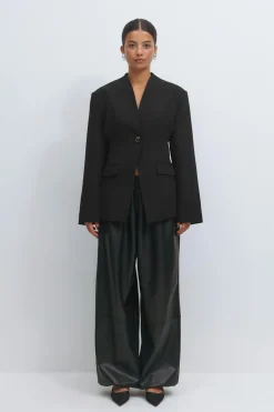 Gina Tricot Shaped blazer Svart Hot