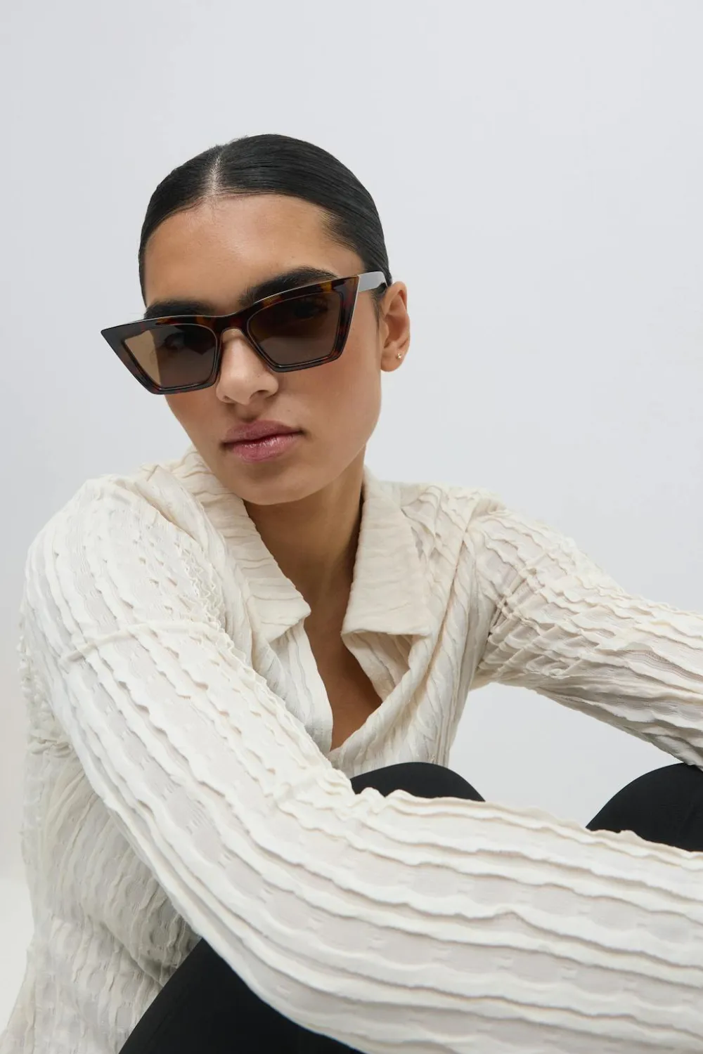 Gina Tricot Sharp cat eye sunglasses Brun Clearance