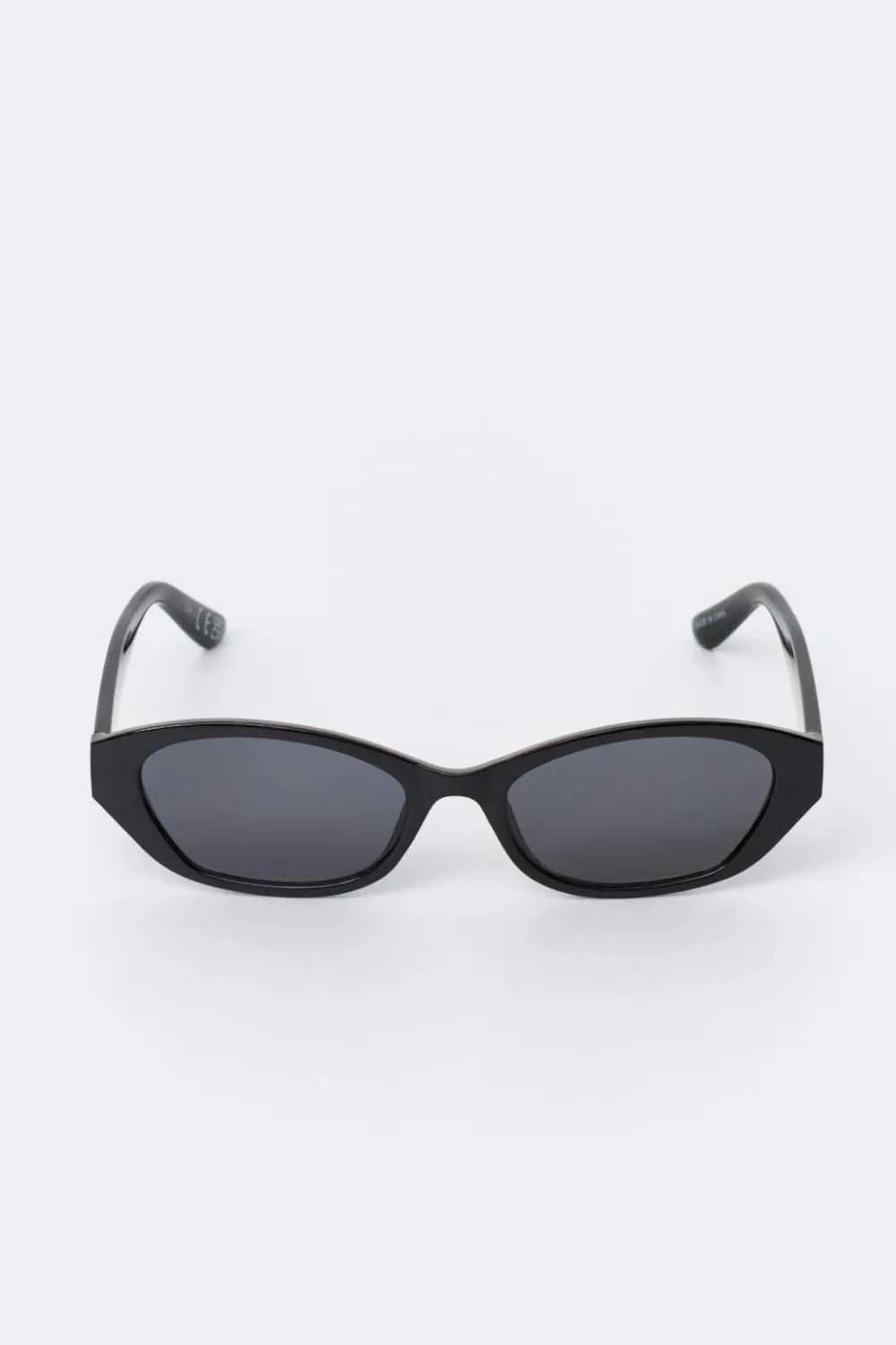 Gina Tricot Slim cat eye sunglasses Svart