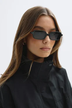 Gina Tricot Slim rectangular sunglasses Svart Best