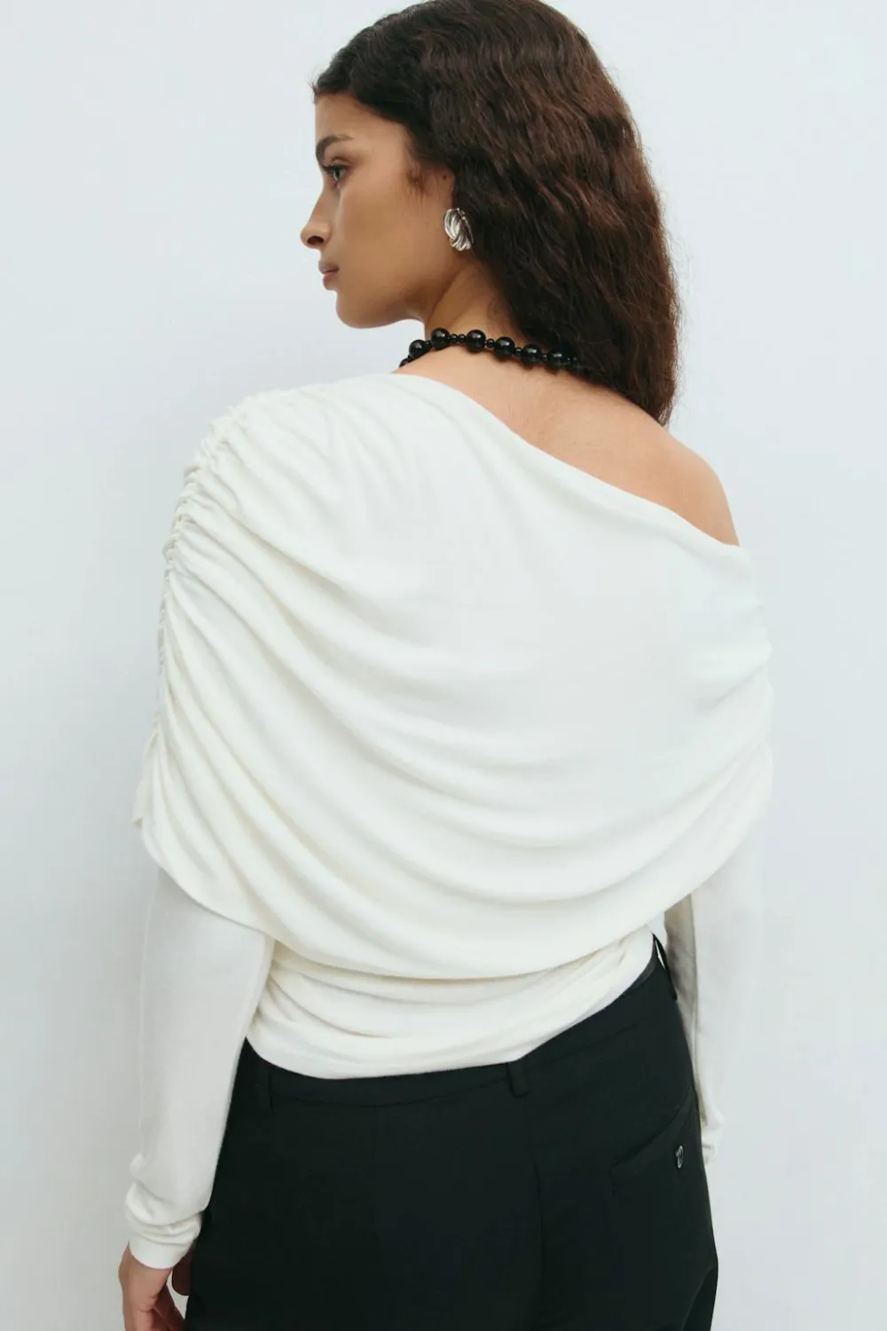 Gina Tricot oped houder cape top Hvit New