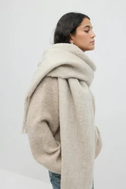 Gina Tricot Soft chunky scarf Beige Best