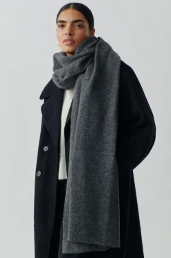 Gina Tricot soft knitted scarf Grå Discount