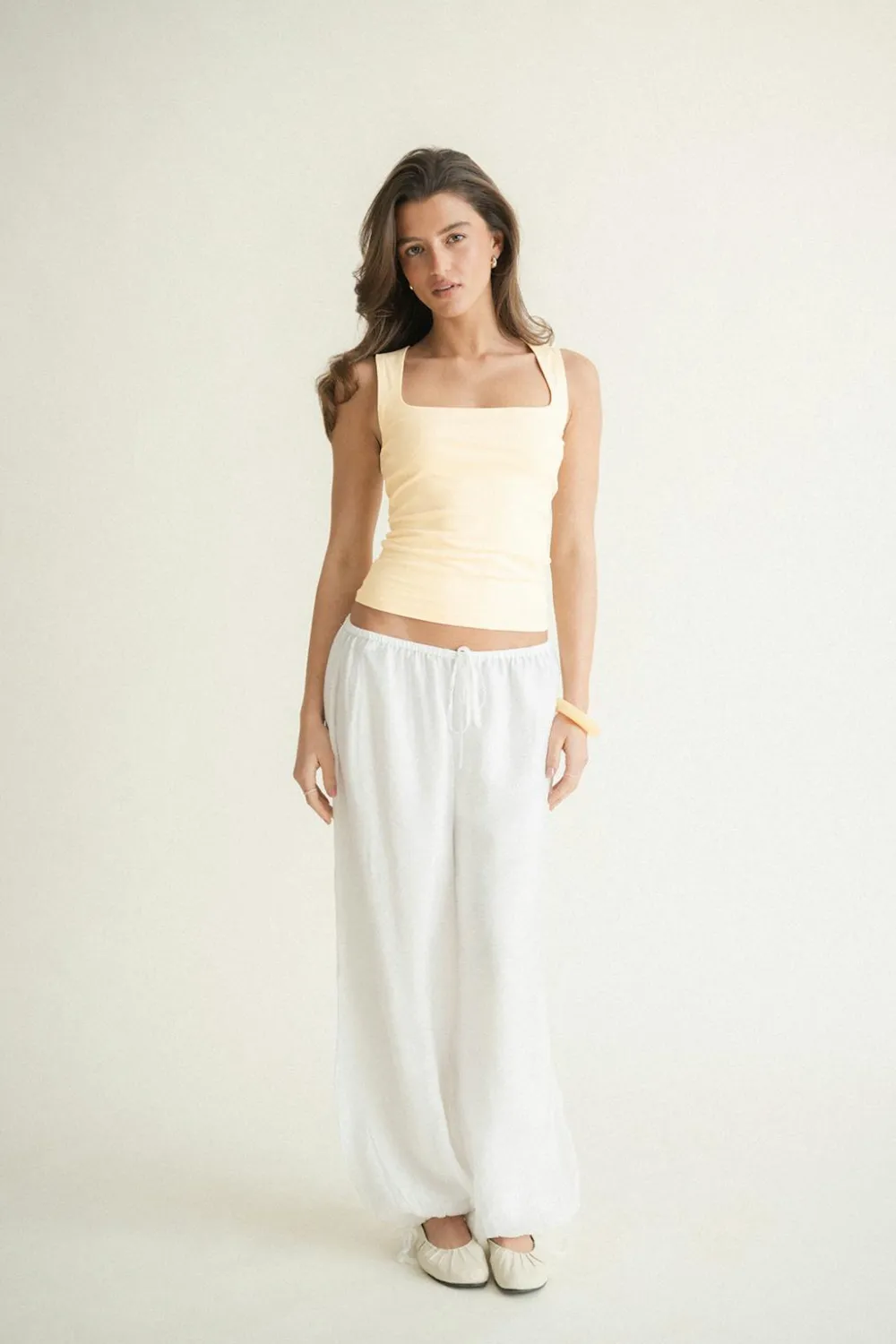 Gina Tricot quare neck tank top Gul Sale