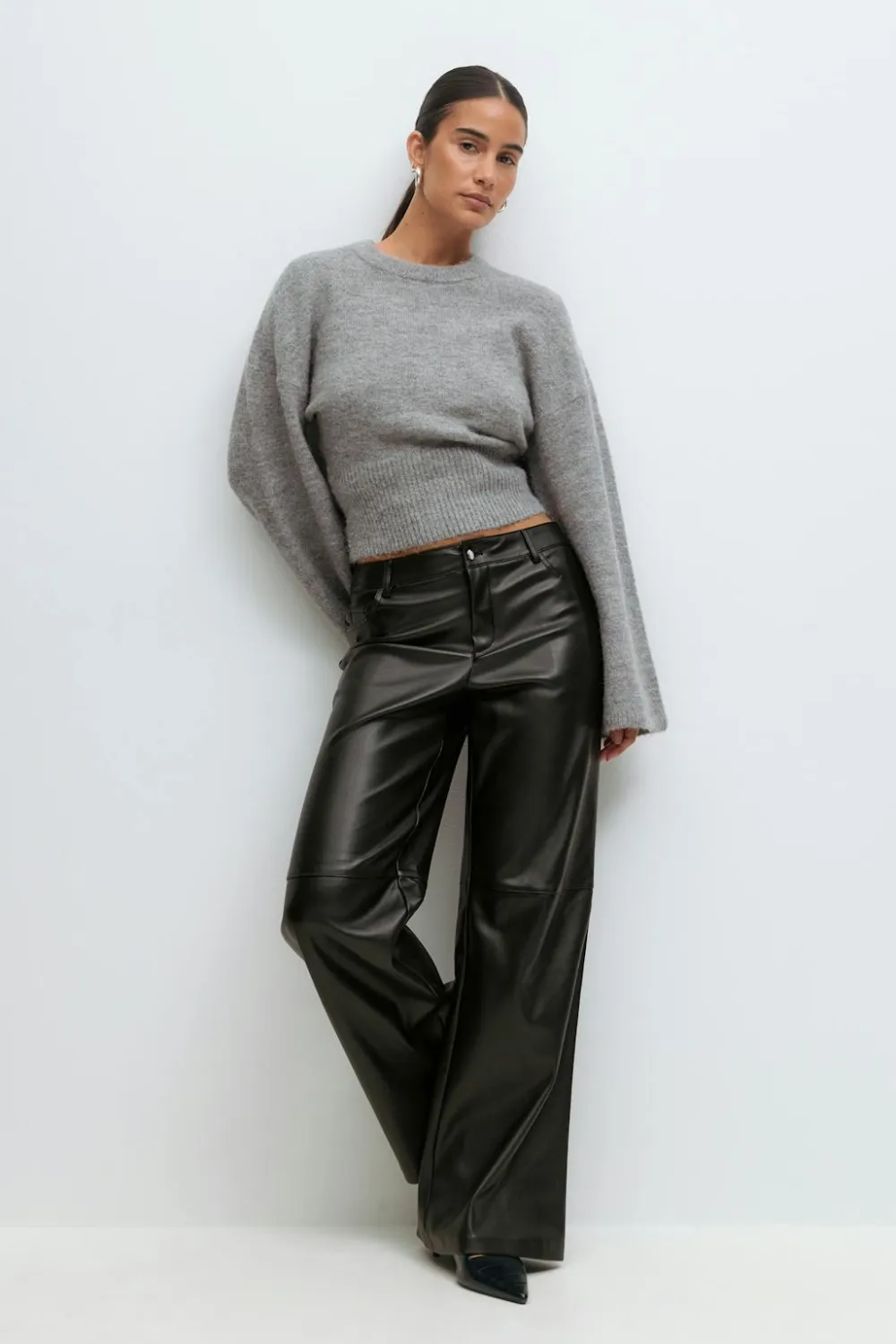Gina Tricot Straight pu trousers Svart Outlet