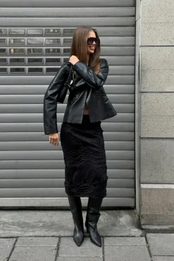 Gina Tricot tructured idi kirt Svart Discount