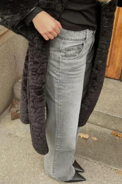 Gina Tricot Studded jeans Grå