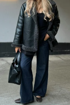 Gina Tricot Teddy pu beted jacket Svart Best
