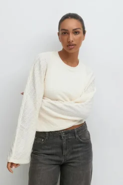 Gina Tricot Textured wide eeve top Hvit New