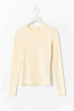 Gina Tricot Tight fit ong eeve top Gul Hot