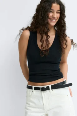 Gina Tricot Tight v-neck rib tank Svart Hot