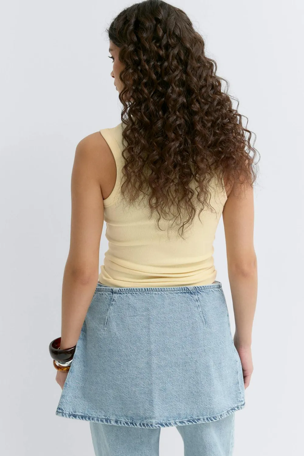 Gina Tricot Tight v-neck rib tank Gul