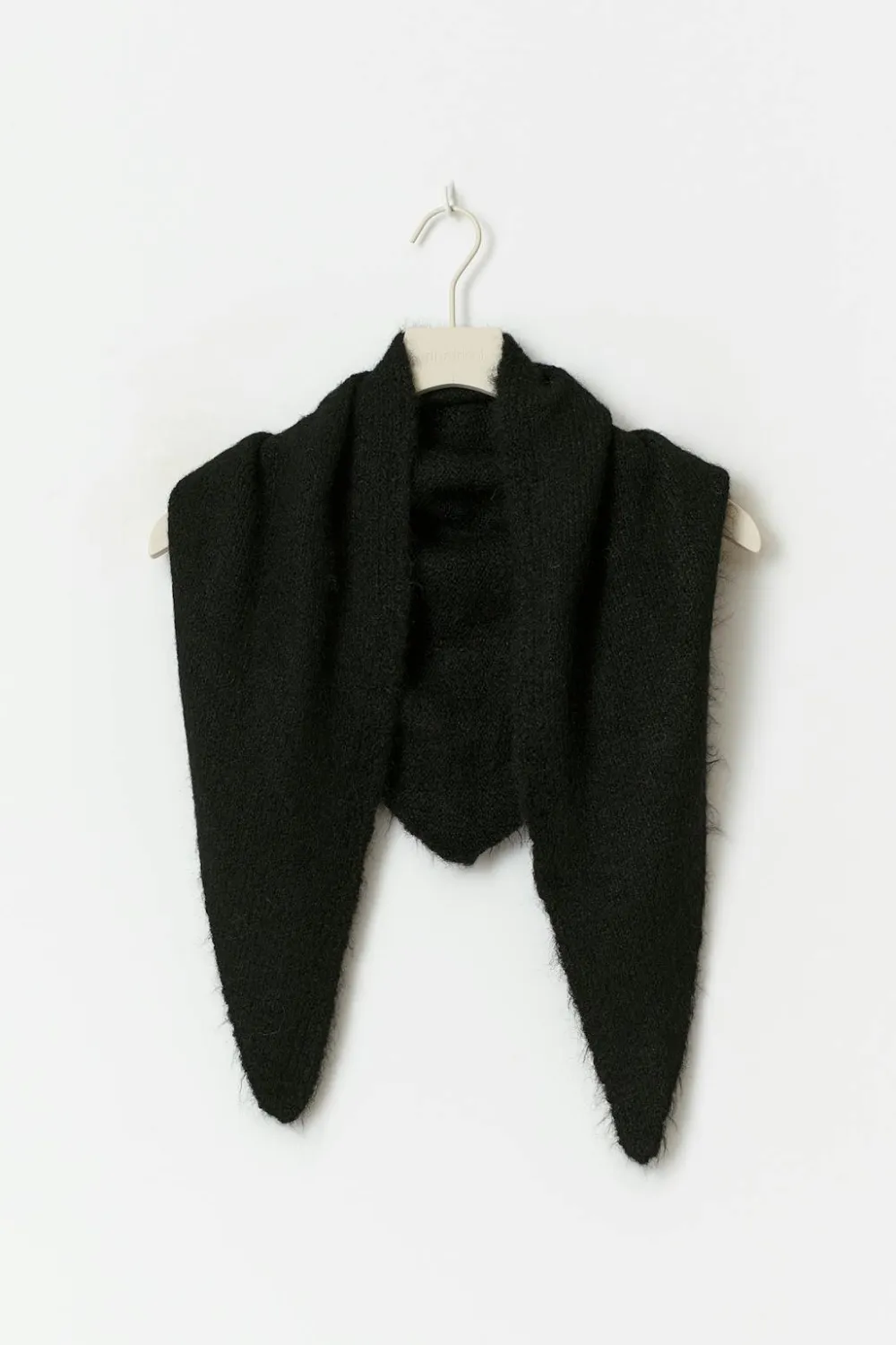 Gina Tricot Triangle scarf Svart Outlet