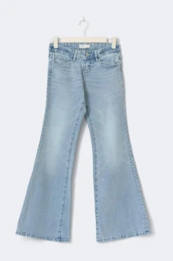 Gina Tricot Ultra low flare petite jeans Blå Discount