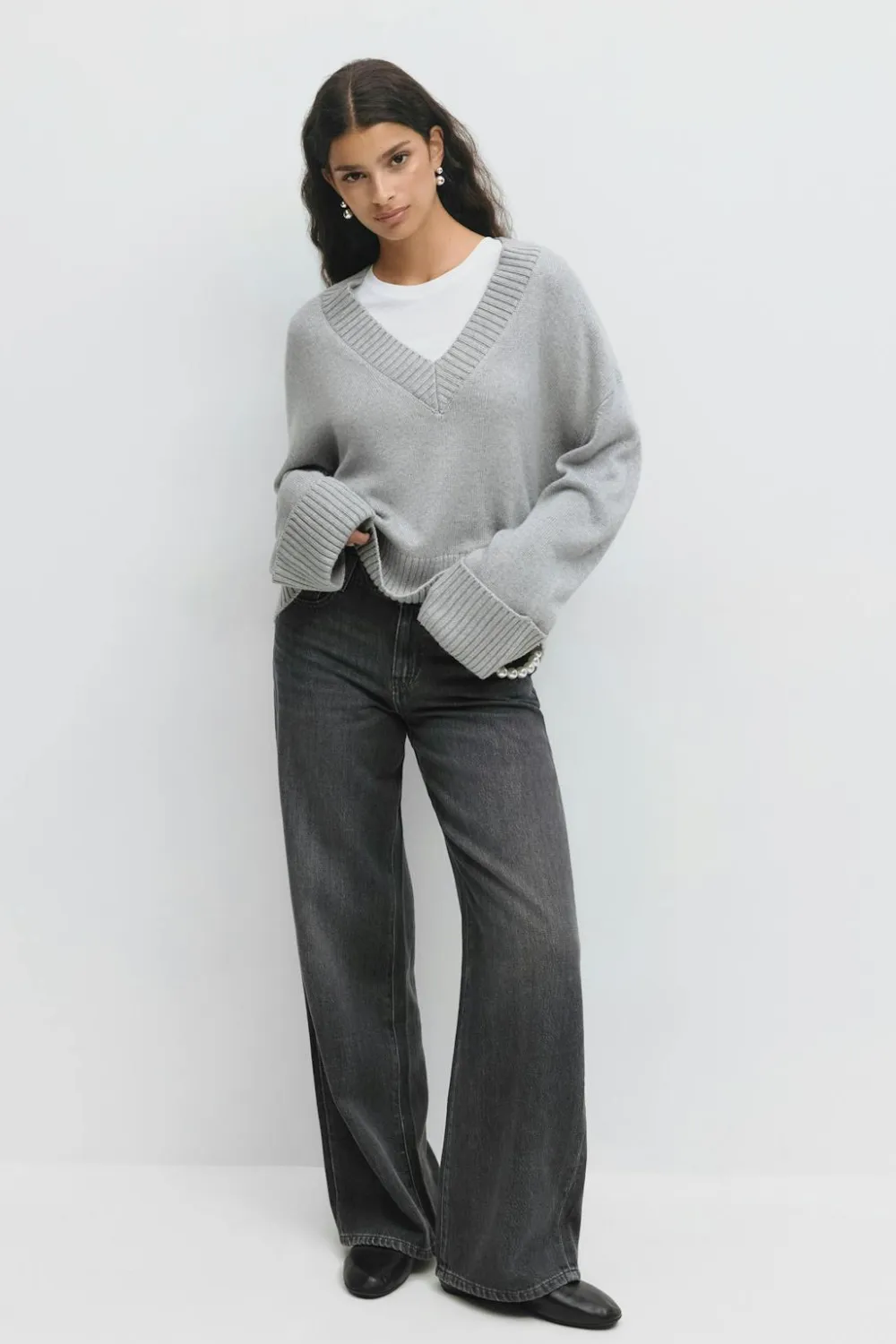 Gina Tricot V-neck knitted weater Grå Online