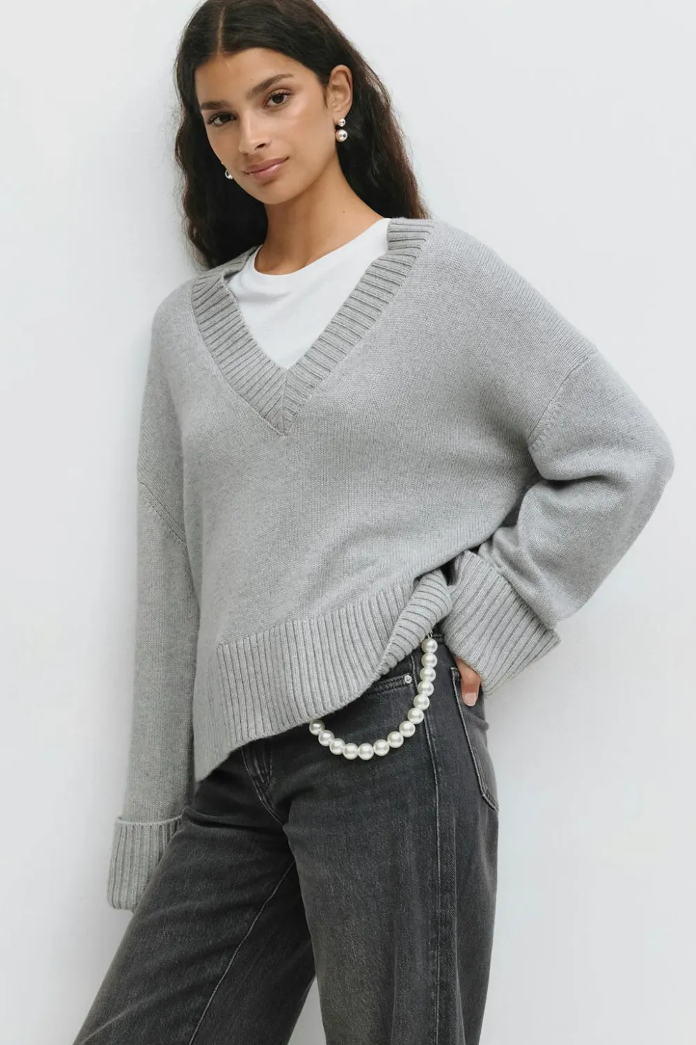Gina Tricot V-neck knitted weater Grå Online