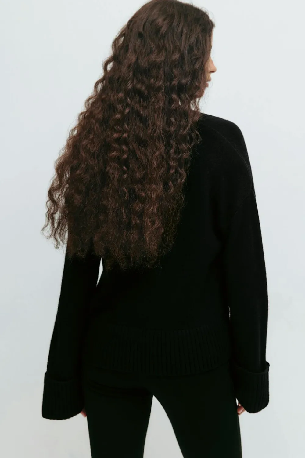 Gina Tricot V-neck knitted weater Svart Clearance
