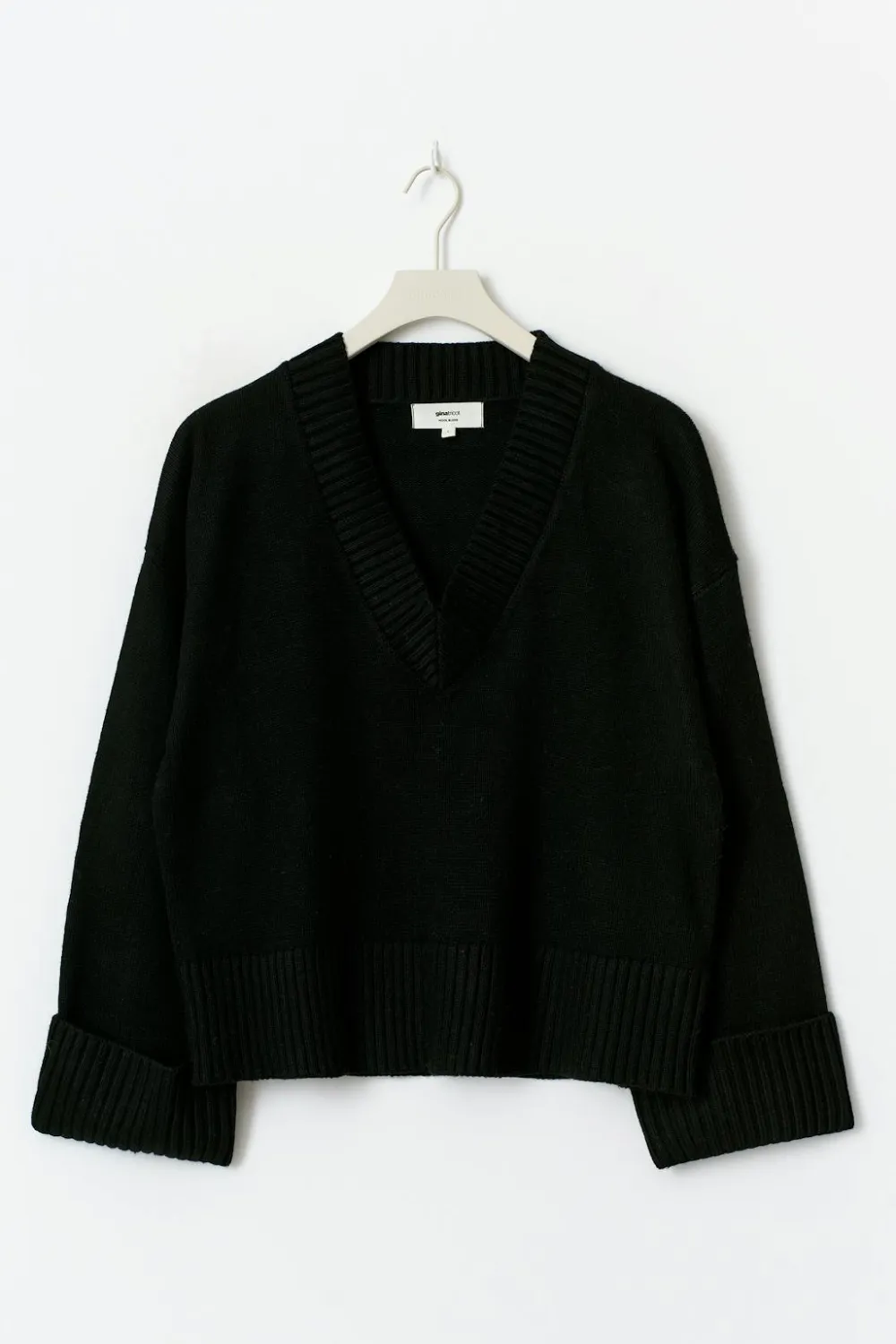 Gina Tricot V-neck knitted weater Svart Clearance