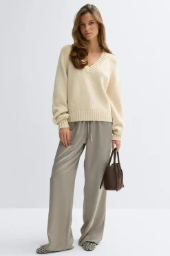 Gina Tricot V-neck knitted weater Beige Outlet