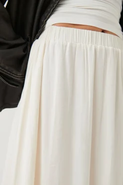 Gina Tricot Wide axi kirt Hvit Sale
