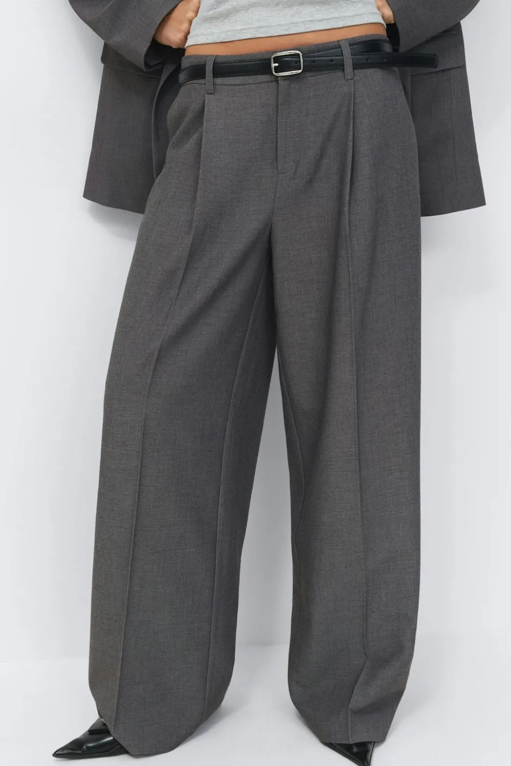 Gina Tricot Wide pleated trousers Grå Sale