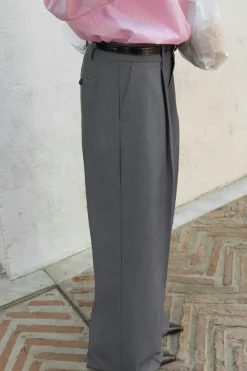Gina Tricot Wide pleated trousers Grå Sale