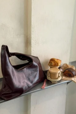 Gina Tricot Wide shoulder bag Lilla Hot
