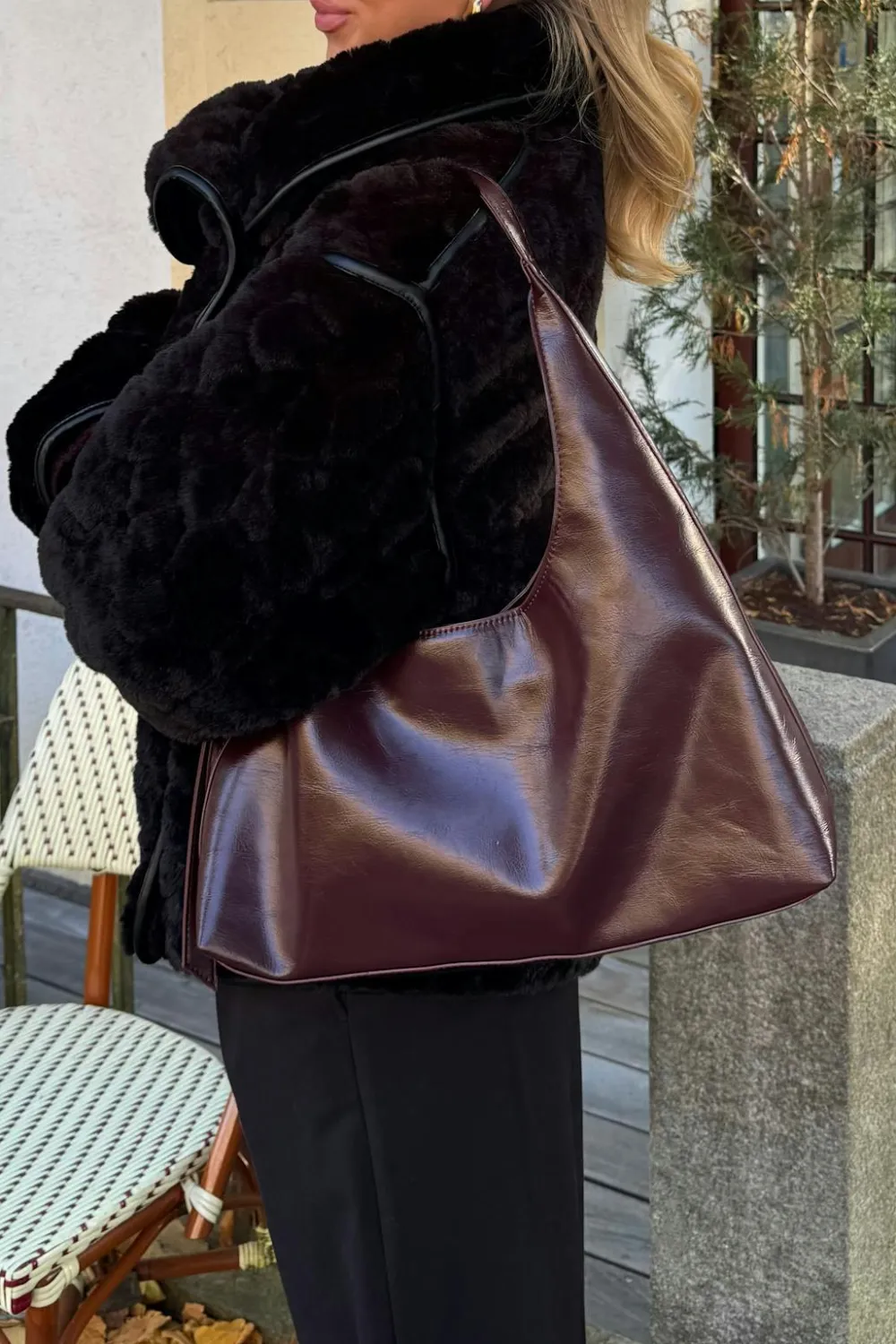 Gina Tricot Wide shoulder bag Lilla Hot
