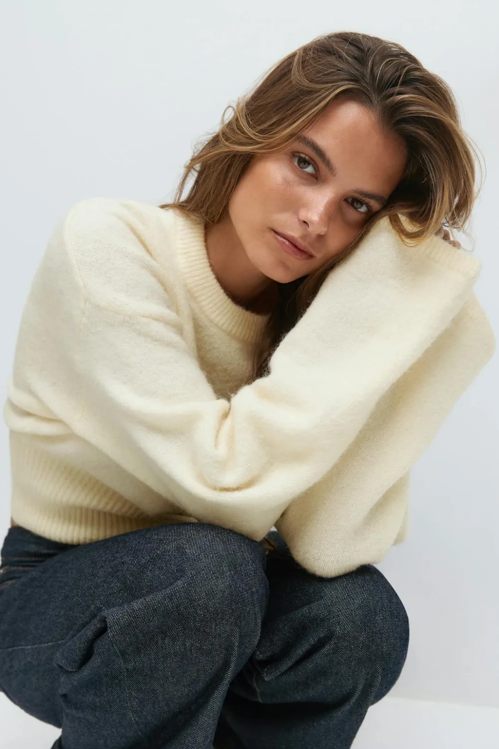 Gina Tricot Wide eeve knitted weater Hvit