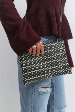Gina Tricot Y clutch bag Svart New