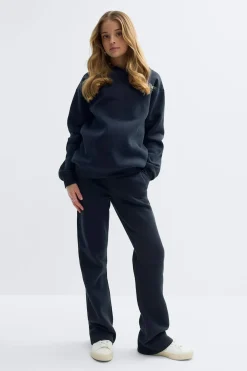 Gina Tricot Y de-lowlow sweatpants Blå Discount