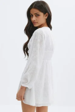 Gina Tricot Y embroidery dress Hvit New