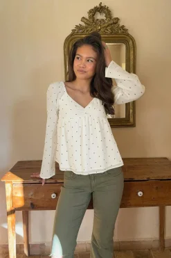 Gina Tricot Y heart shape blouse Beige Best
