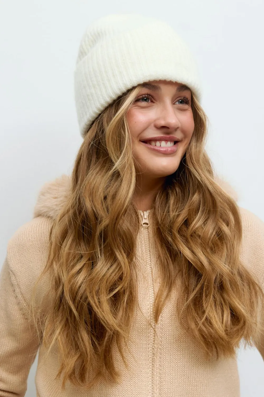 Gina Tricot Y rib beanie Hvit New