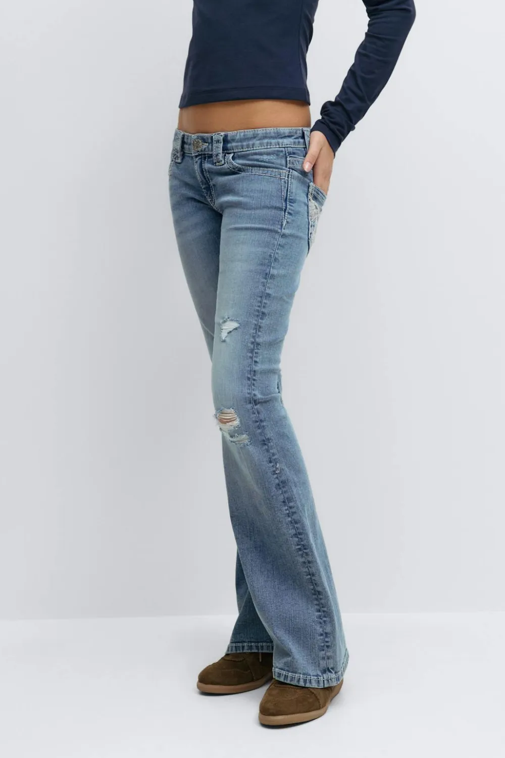 Gina Tricot Y sparkle low flare jeans Blå Online