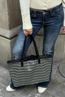 Gina Tricot Y tote bag Svart Discount